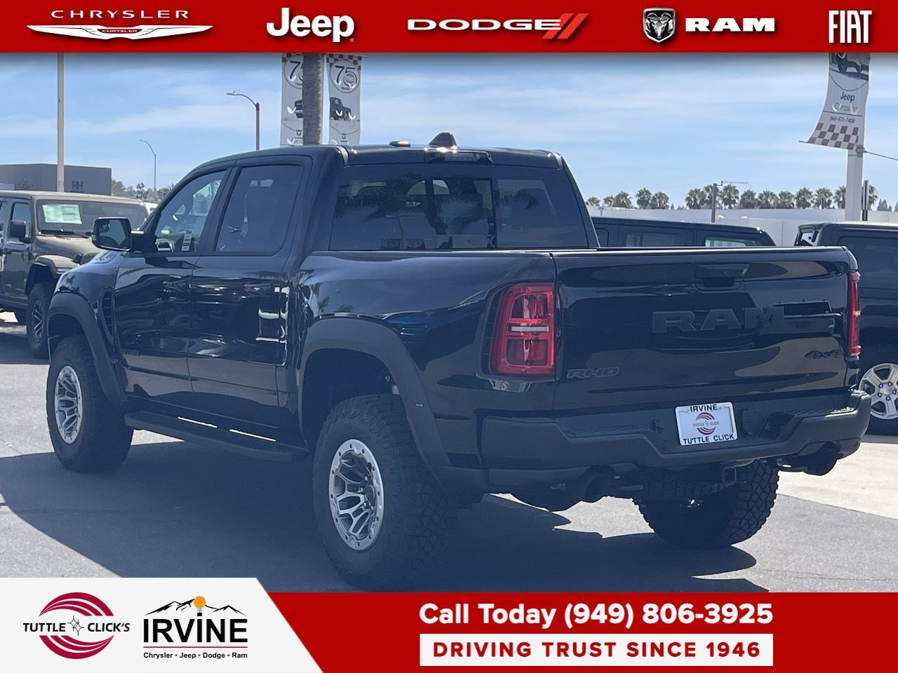 New 2026 Diamond Black Crystal Pearl-Coat Exterior Paint RAM RHO image 4