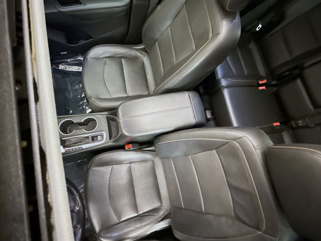 Used 2020 Chocolate Metallic Chevrolet Premier image 25