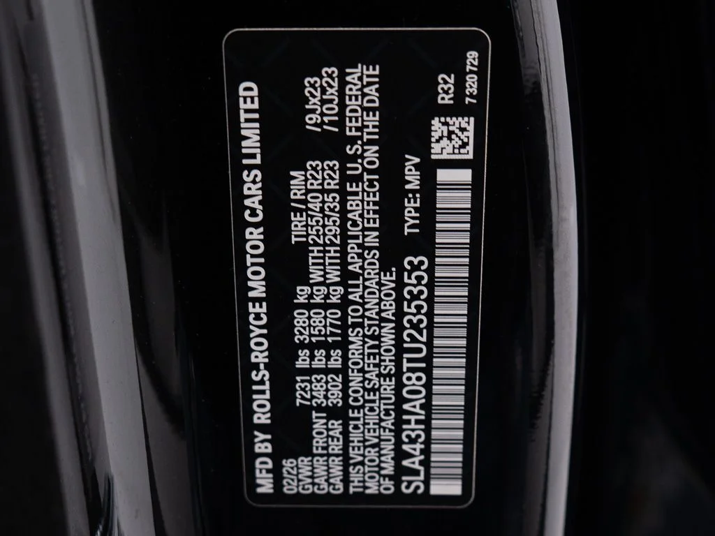Certified Used 2026 Black Diamond Rolls-Royce Black Badge image 56