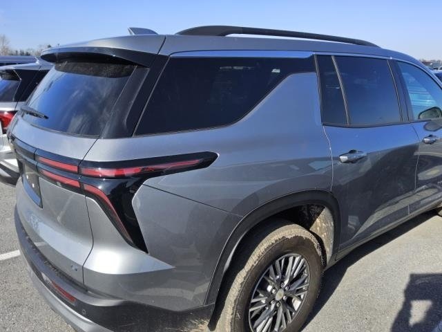 Used 2024 Chevrolet Traverse 1LT with VIN 1GNERGKSXRJ205889 for sale in Kansas City