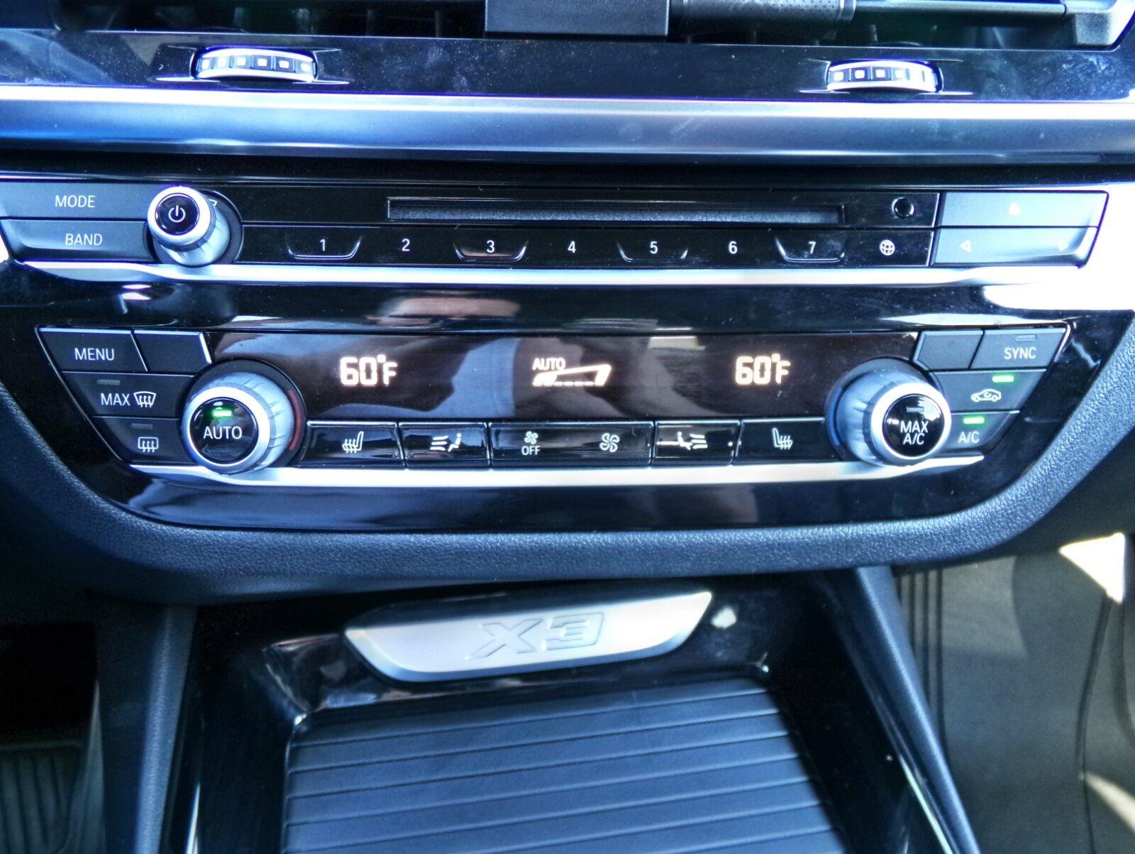 Used 2019 Jet Black BMW xDrive30i image 12