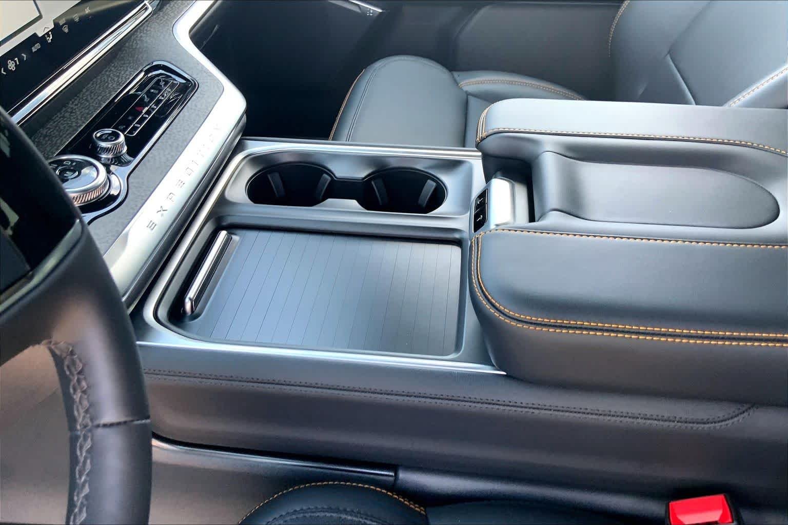 New 2026 Agate Black Metallic Ford Tremor® image 7