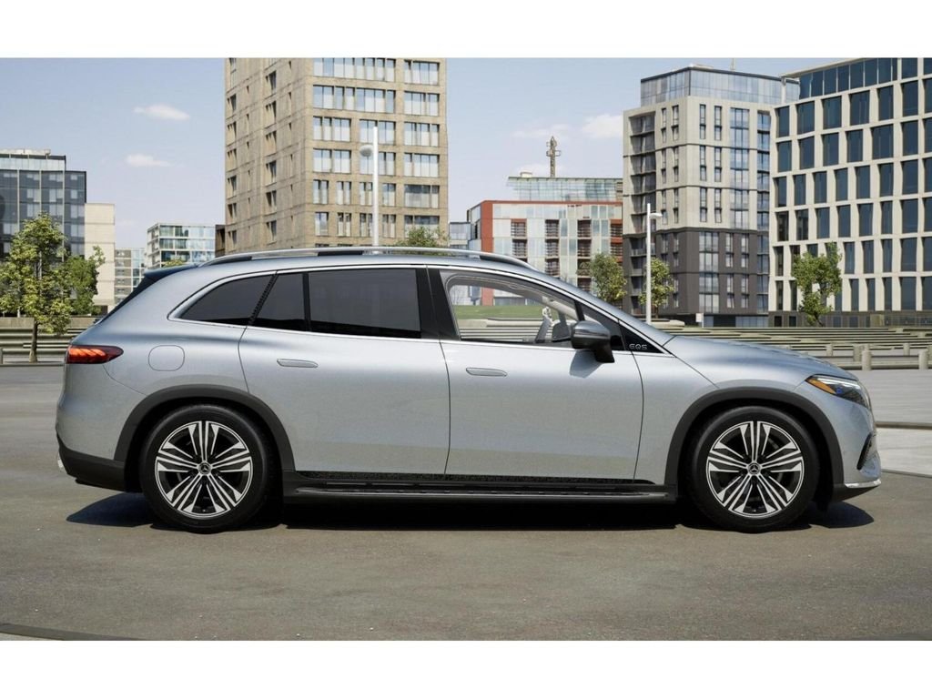 New 2026 Cirrus Silver Metallic Mercedes-Benz 400 4MATIC® image 2