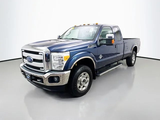 Used 2016 Blue Ford XLT image 3