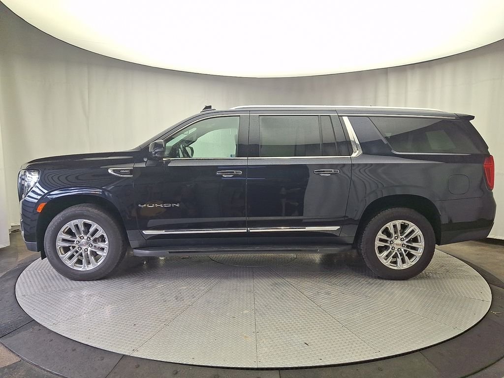 Used 2021 Midnight Blue Metallic GMC SLT image 6