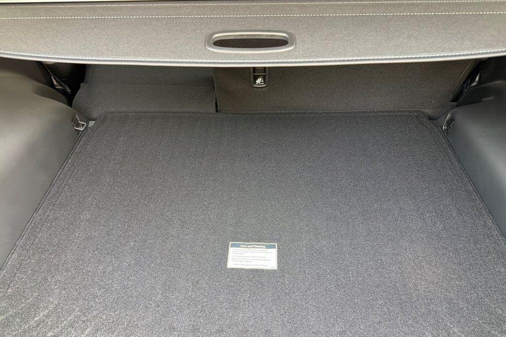 New 2026 Gray Hyundai SEL FWD image 12