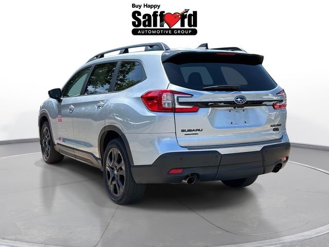 Used 2025 Silver Subaru Onyx Edition image 7