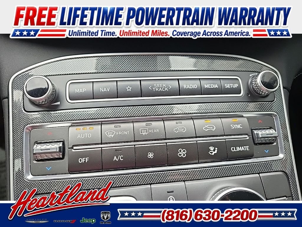 Used 2022 Black Hyundai Limited image 56