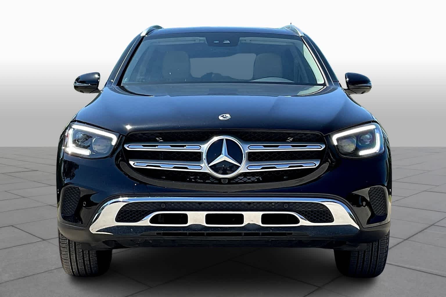 Certified Used 2022 Obsidian Black Metallic Mercedes-Benz GLC 300 image 4