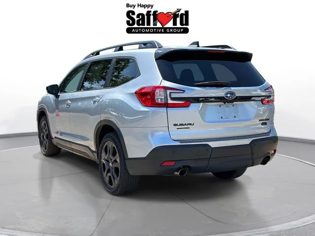 Used 2025 Silver Subaru Onyx Edition image 7