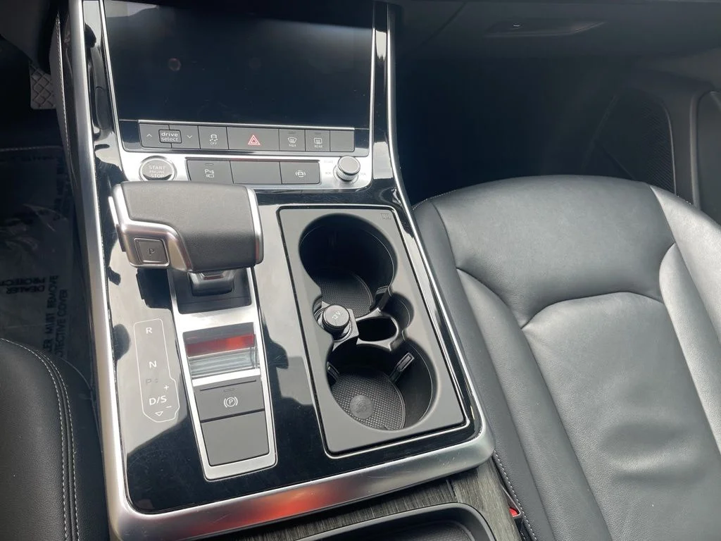 2025 Audi Q7 Premium Plus - Photo 13