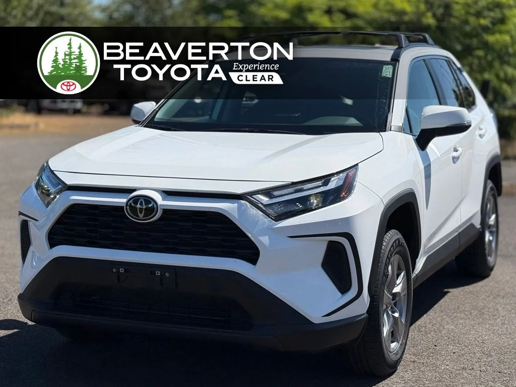 2024 Toyota RAV4 XLE AWD's photo