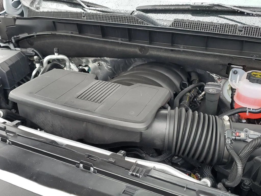 2027 Chevrolet Suburban High Country - Photo 28