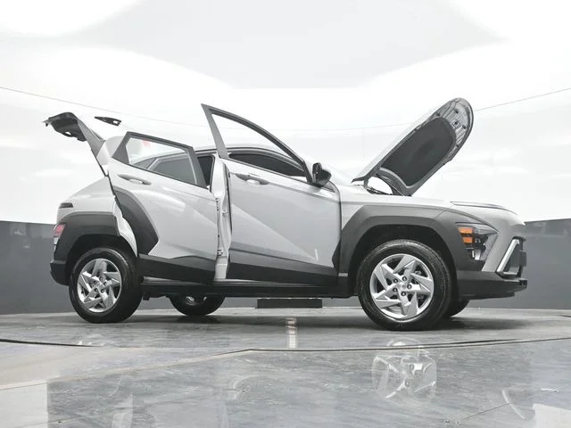 Used 2026 Gray Hyundai SE image 31