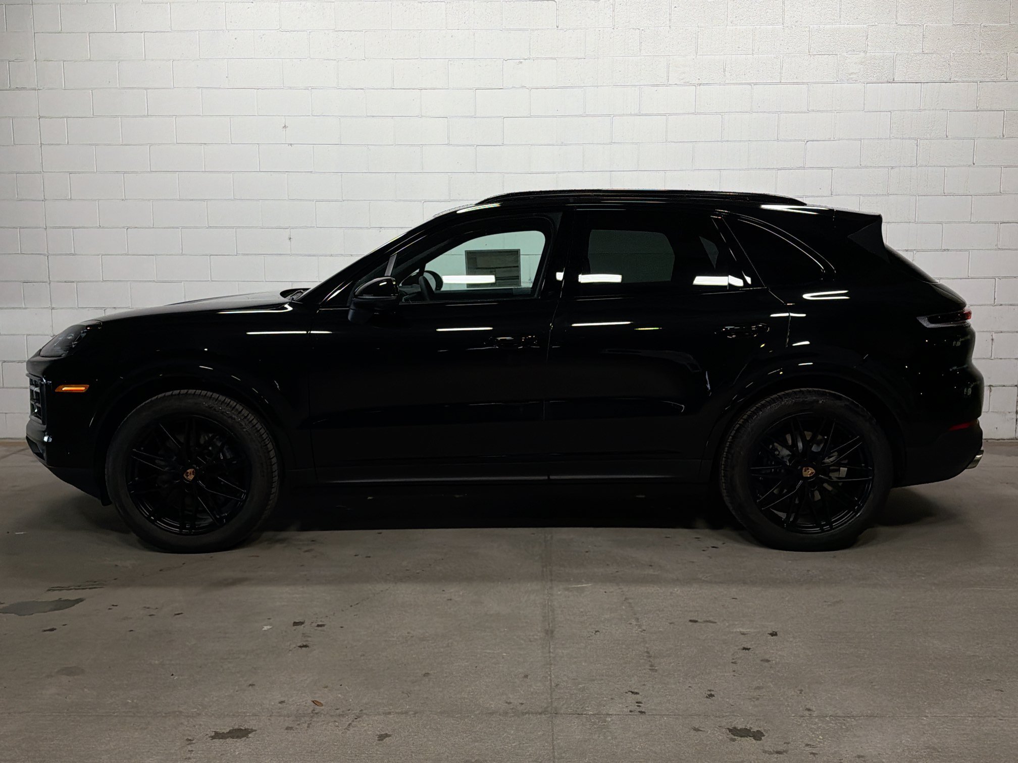 New 2026 Chromite Black Metallic Porsche  image 2