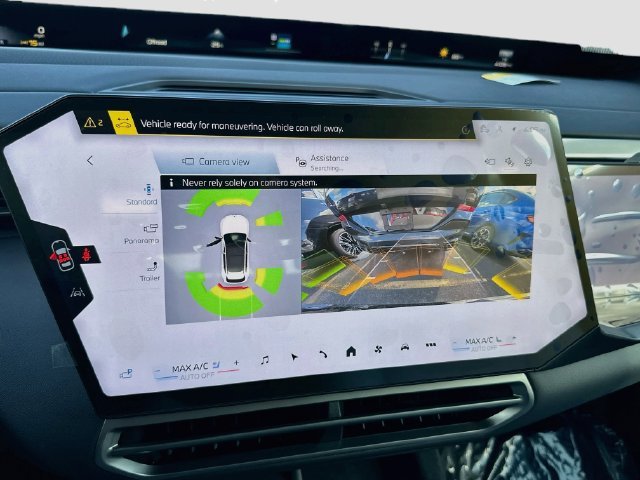 New 2027 White BMW xDrive40i image 9
