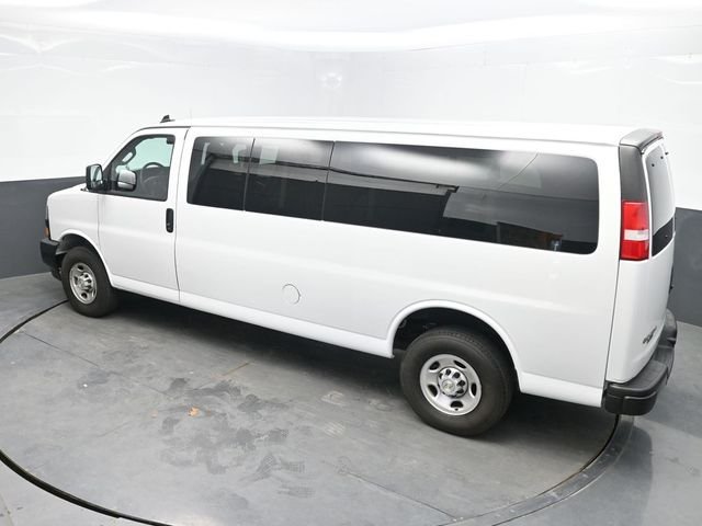 Used 2024 White Chevrolet LS image 27
