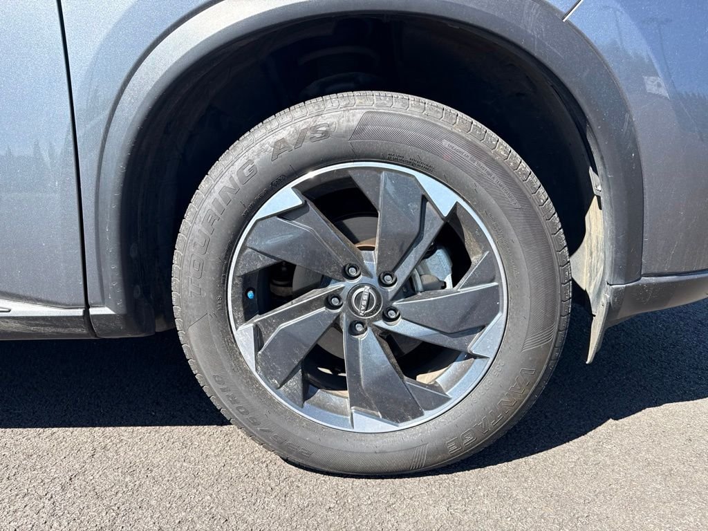 Used 2024 Gun Metallic Nissan SV image 24