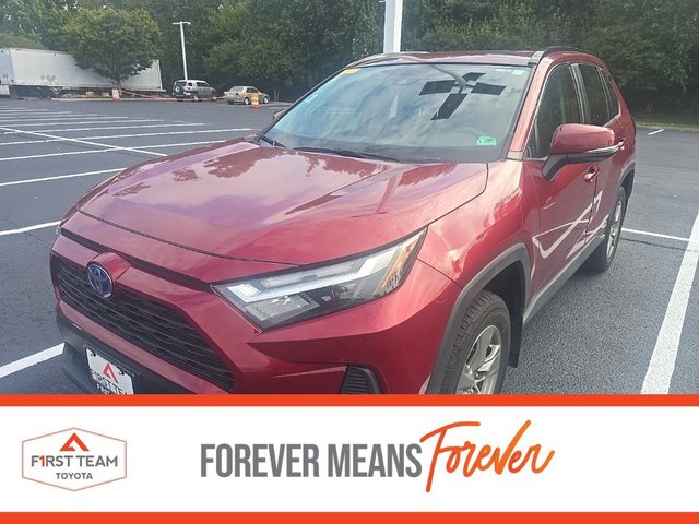2024 Toyota RAV4 Hybrid XLE