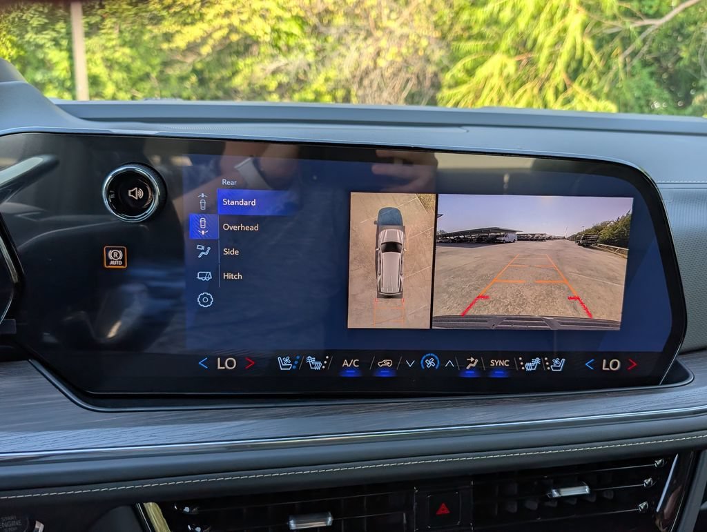 2026 Chevrolet Tahoe Premier - Photo 22