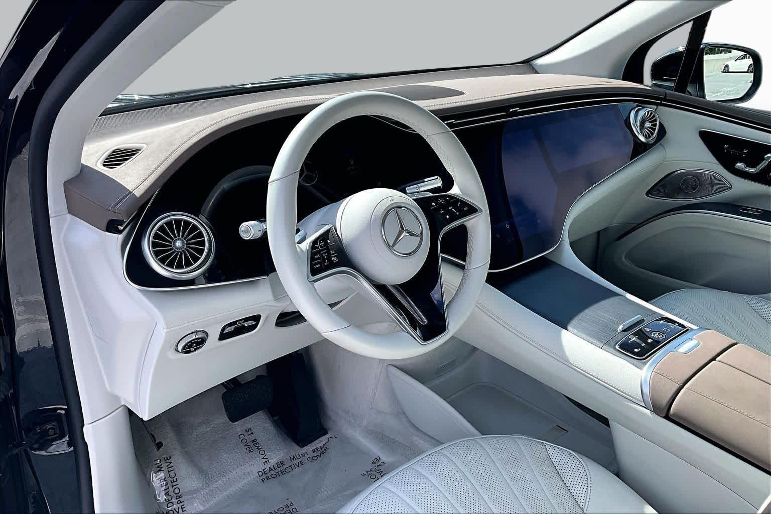 Used 2023 Obsidian Black Metallic Mercedes-Benz EQS 580 image 17