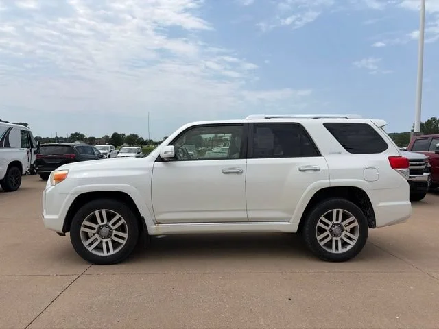 Used 2012  Toyota SR5 image 5