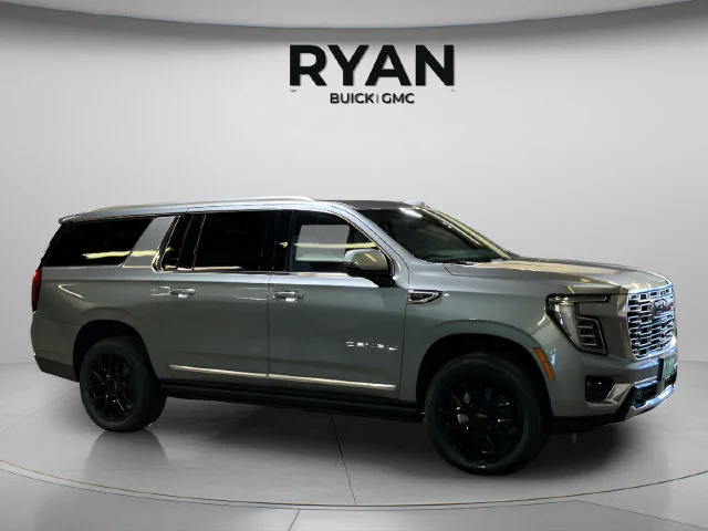 2026 GMC Yukon XL Denali - Photo 11
