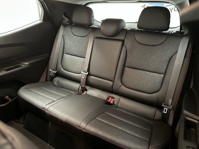 2027 Chevrolet Bolt RS - Photo 26