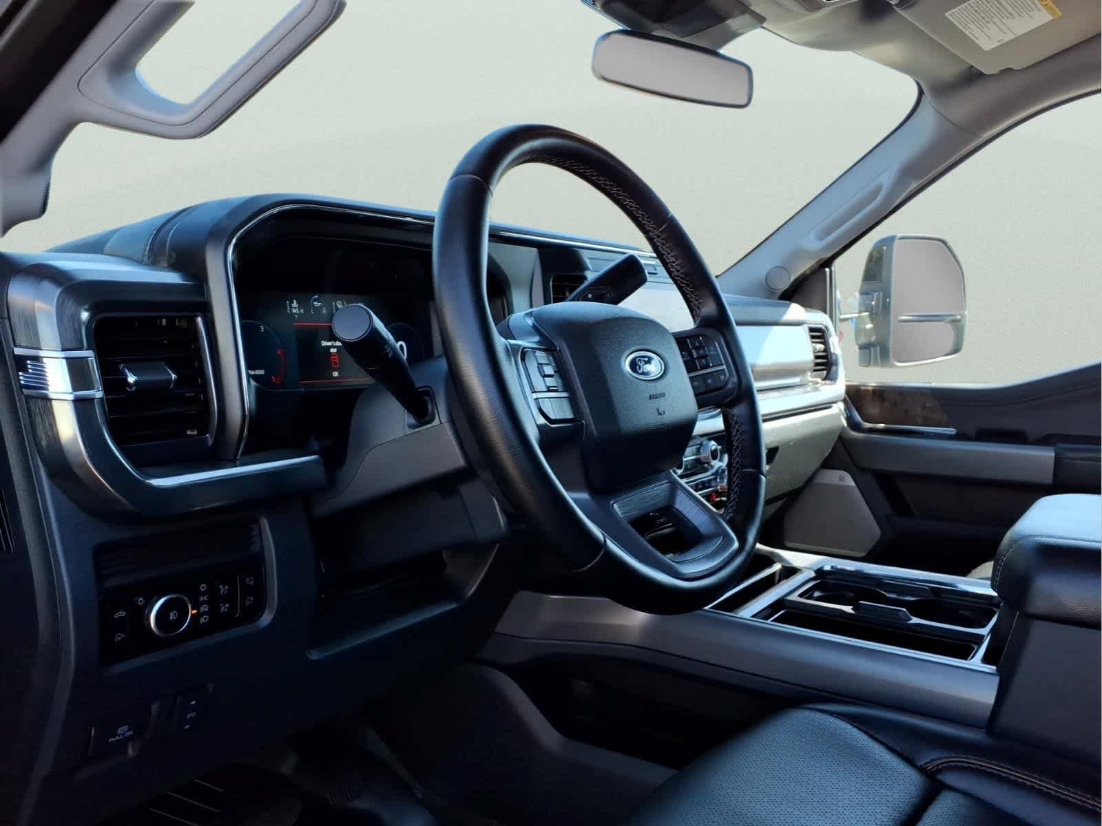 Used 2025 Avalanche Ford LARIAT image 14