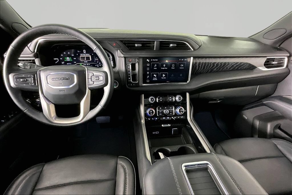 2024 GMC Yukon Denali - Photo 7