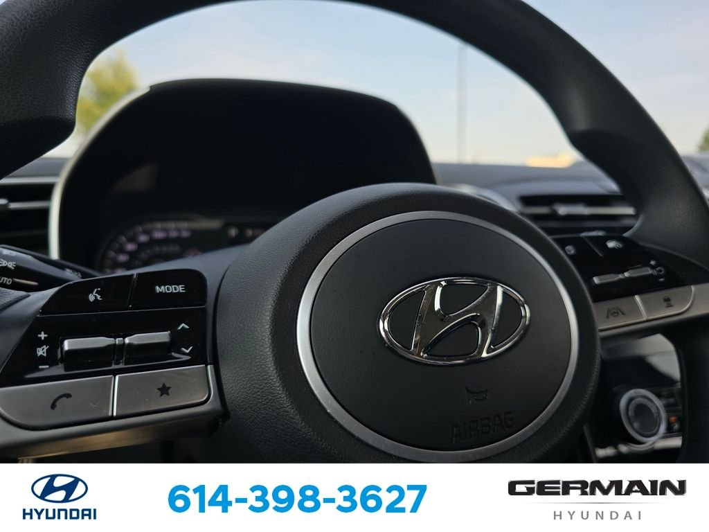 Used 2024 Black Hyundai SE image 23
