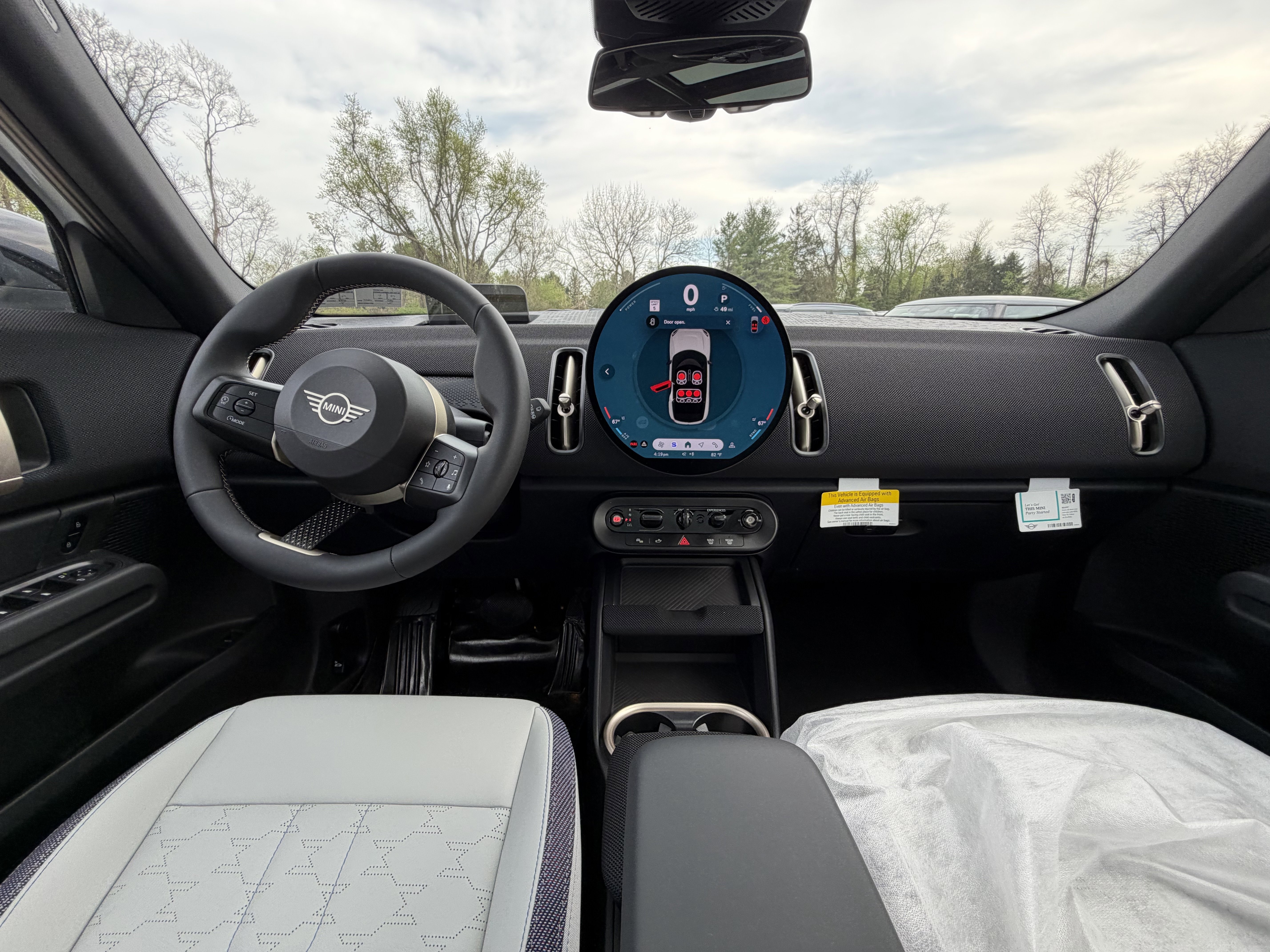 New 2026 Nanuq White Metallic MINI Oxford Edition image 17
