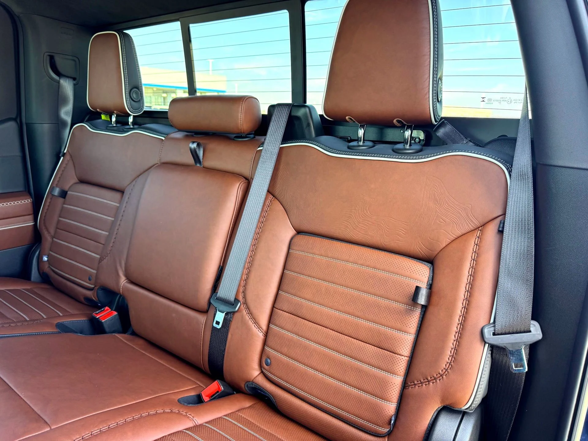 Used 2025 Downpour Metallic GMC Denali Ultimate image 21
