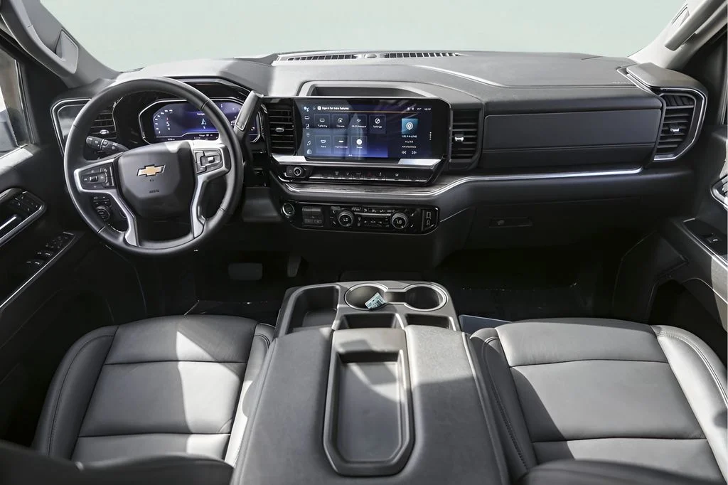 Used 2025 Gray Chevrolet LTZ image 27