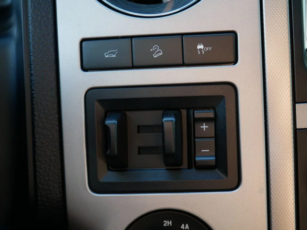 Used 2017 Black Ford XLT image 26
