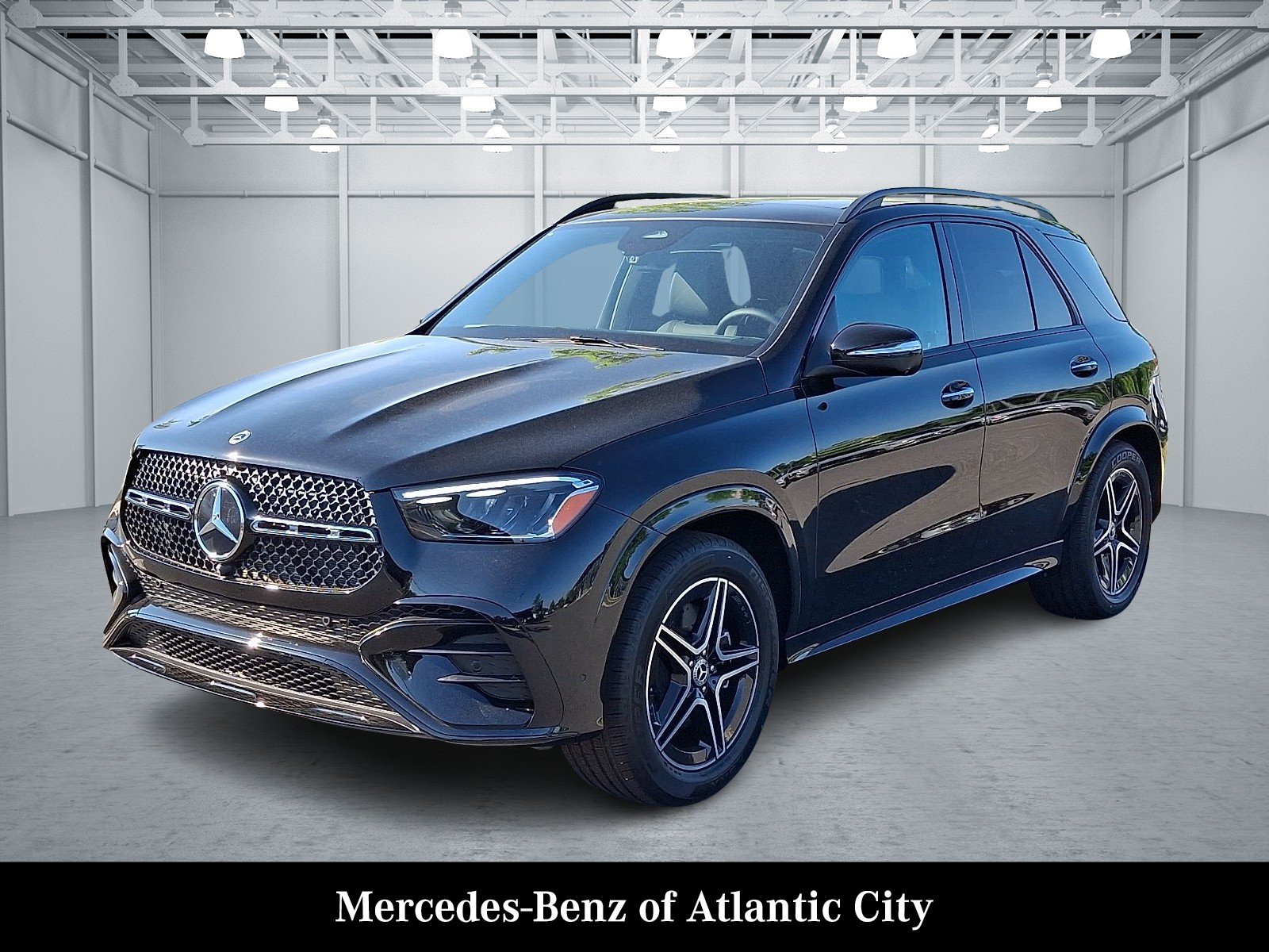 Used 2026 Obsidian Black Metallic Mercedes-Benz GLE 350 image 3