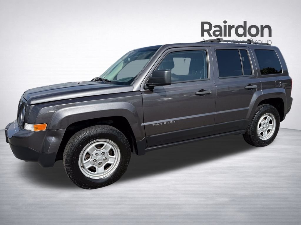 Used 2016 Gray Jeep Sport image 3