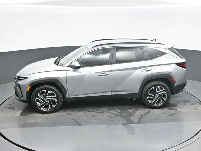 New 2026 Silver Hyundai SEL Plus image 12