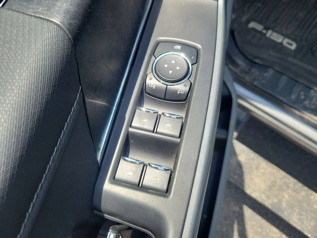 Used 2021 Gray Ford XLT image 23