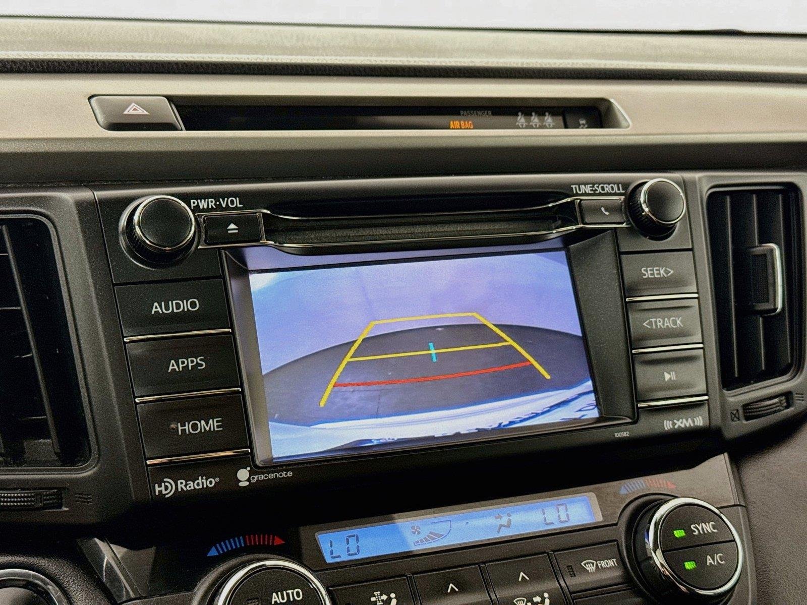 Used 2018 Super White Toyota XLE image 23