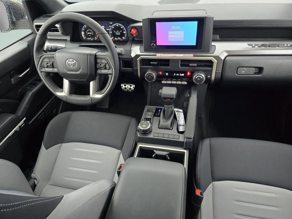 2025 Toyota Tacoma TRD Sport - Photo 32