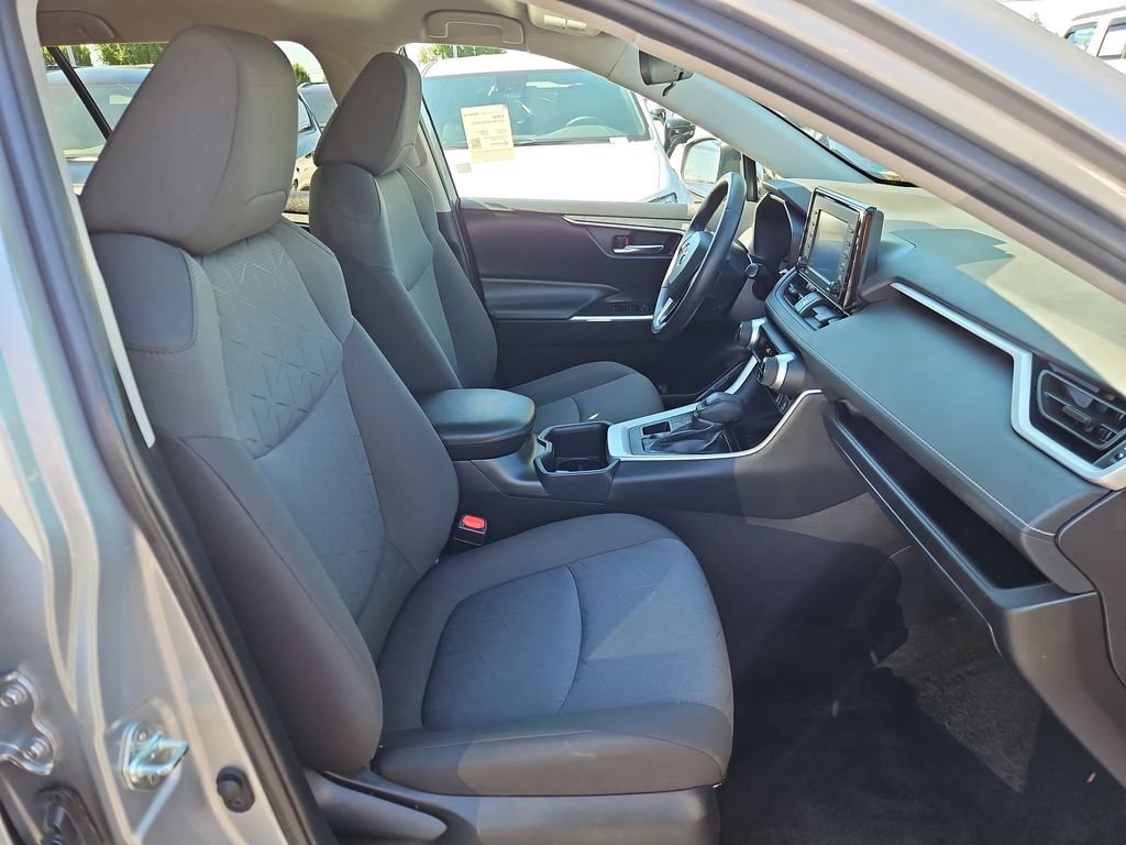 Used 2022 Silver Sky Metallic Toyota XLE image 28