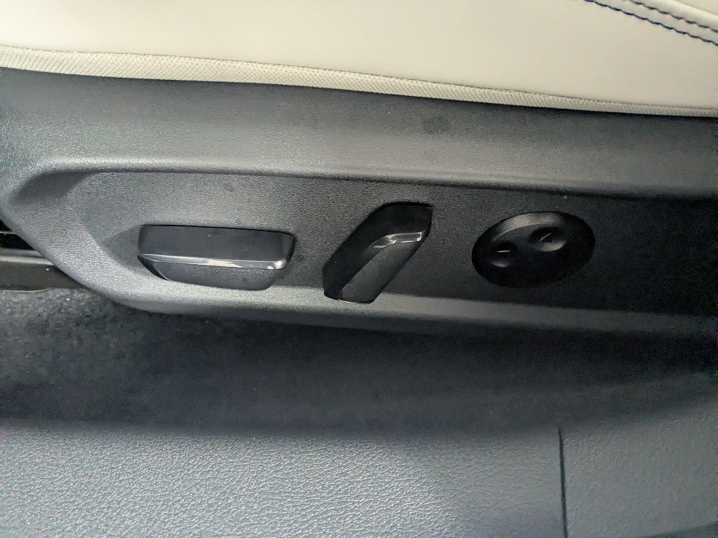 2026 Nissan Sentra SL - Photo 12