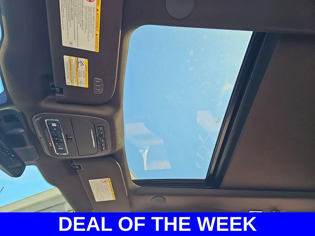 New 2026 Star White Metallic Tri-Coat Ford F-250® King Ranch® image 30