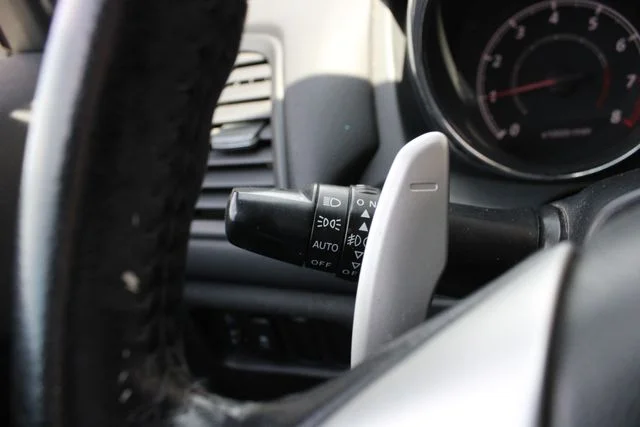 Used 2013  Mitsubishi LE image 9
