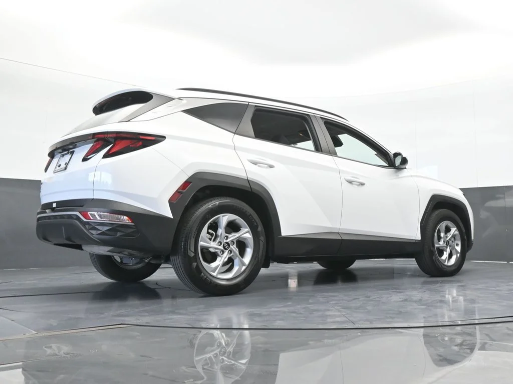 Used 2024 White Pearl Hyundai SEL image 58