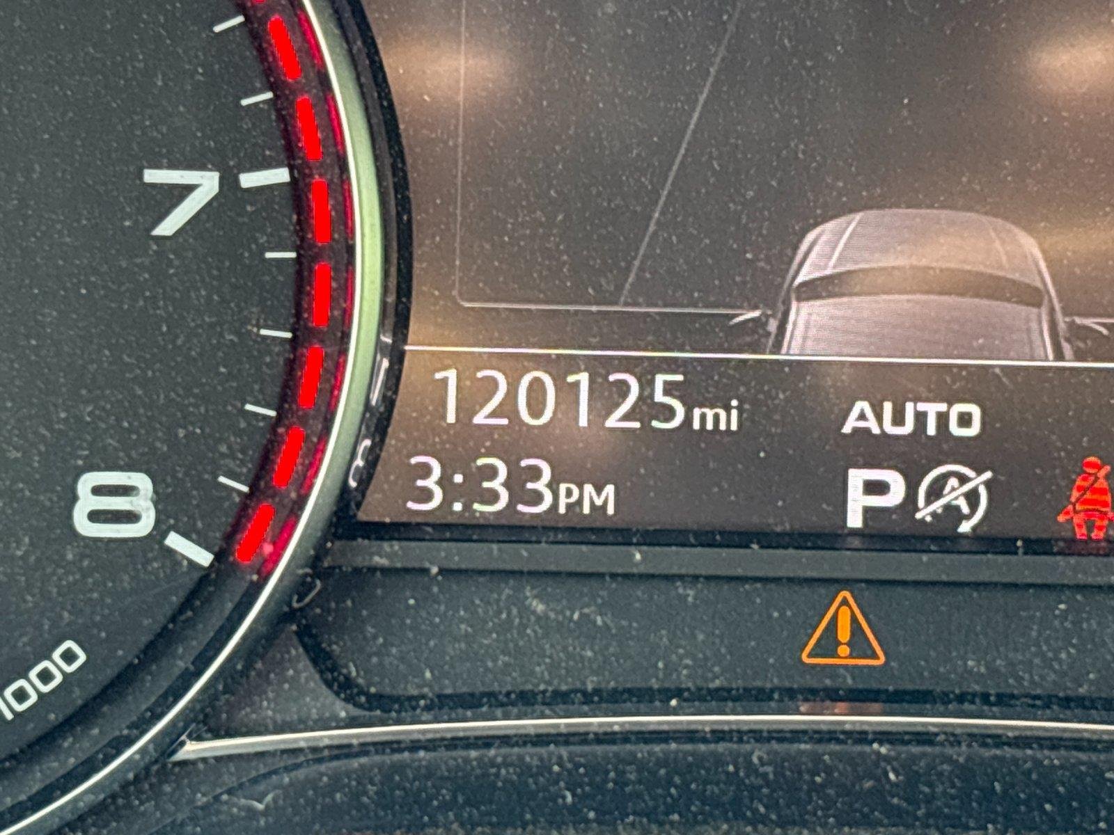 Used 2017 Graphite Gray Metallic Audi Premium Plus image 21