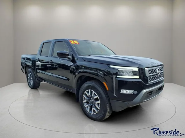 2024 Nissan Frontier SL