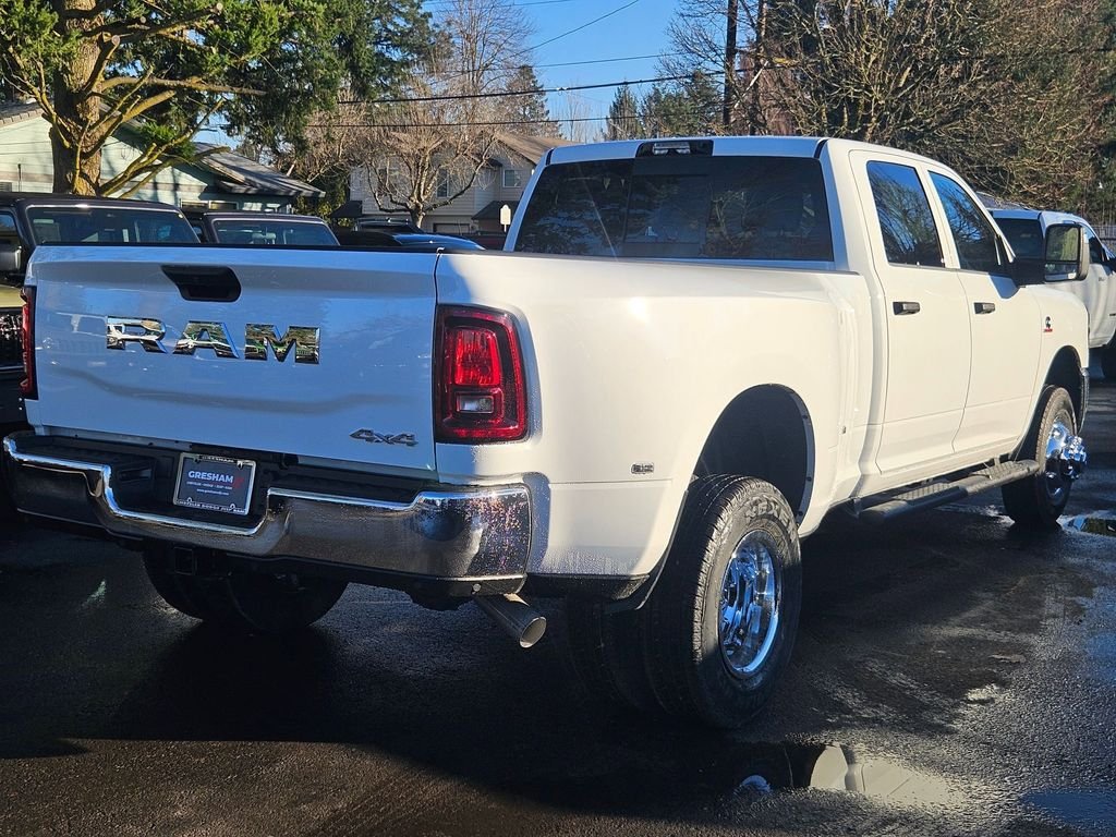 New 2026 Bright White Clear-Coat Exterior Paint RAM Tradesman image 7