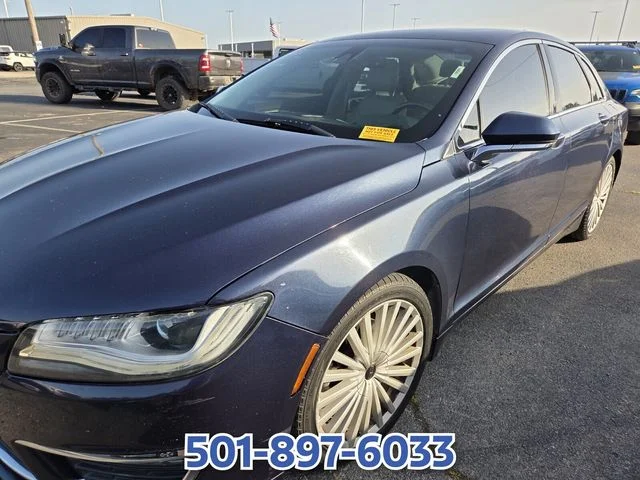 Used 2017 Black Lincoln Reserve image 4